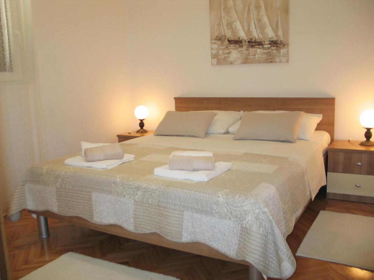 Apartmani Kunteja Паг Екстер'єр фото
