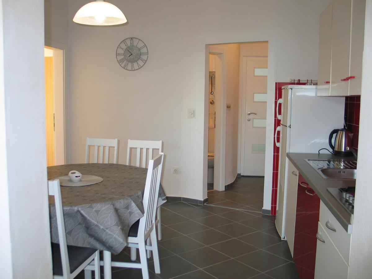 Apartmani Kunteja Паг Екстер'єр фото